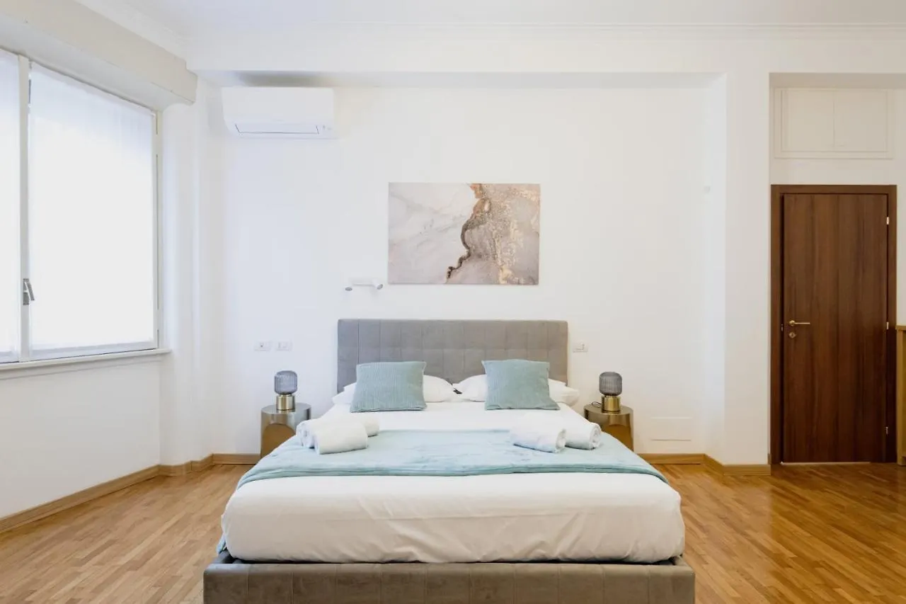 Easylife - Attico Di Lusso A Pochi Passi Dal Duomo Apartment Milan