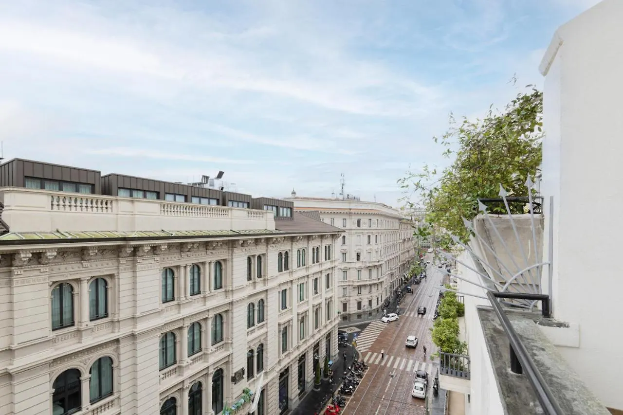 Easylife - Attico Di Lusso A Pochi Passi Dal Duomo location