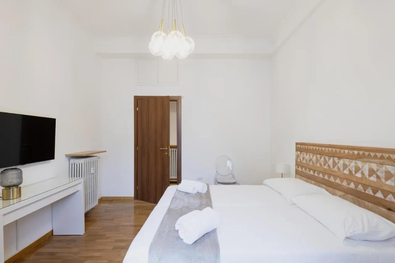 Easylife - Attico Di Lusso A Pochi Passi Dal Duomo Apartment Milan