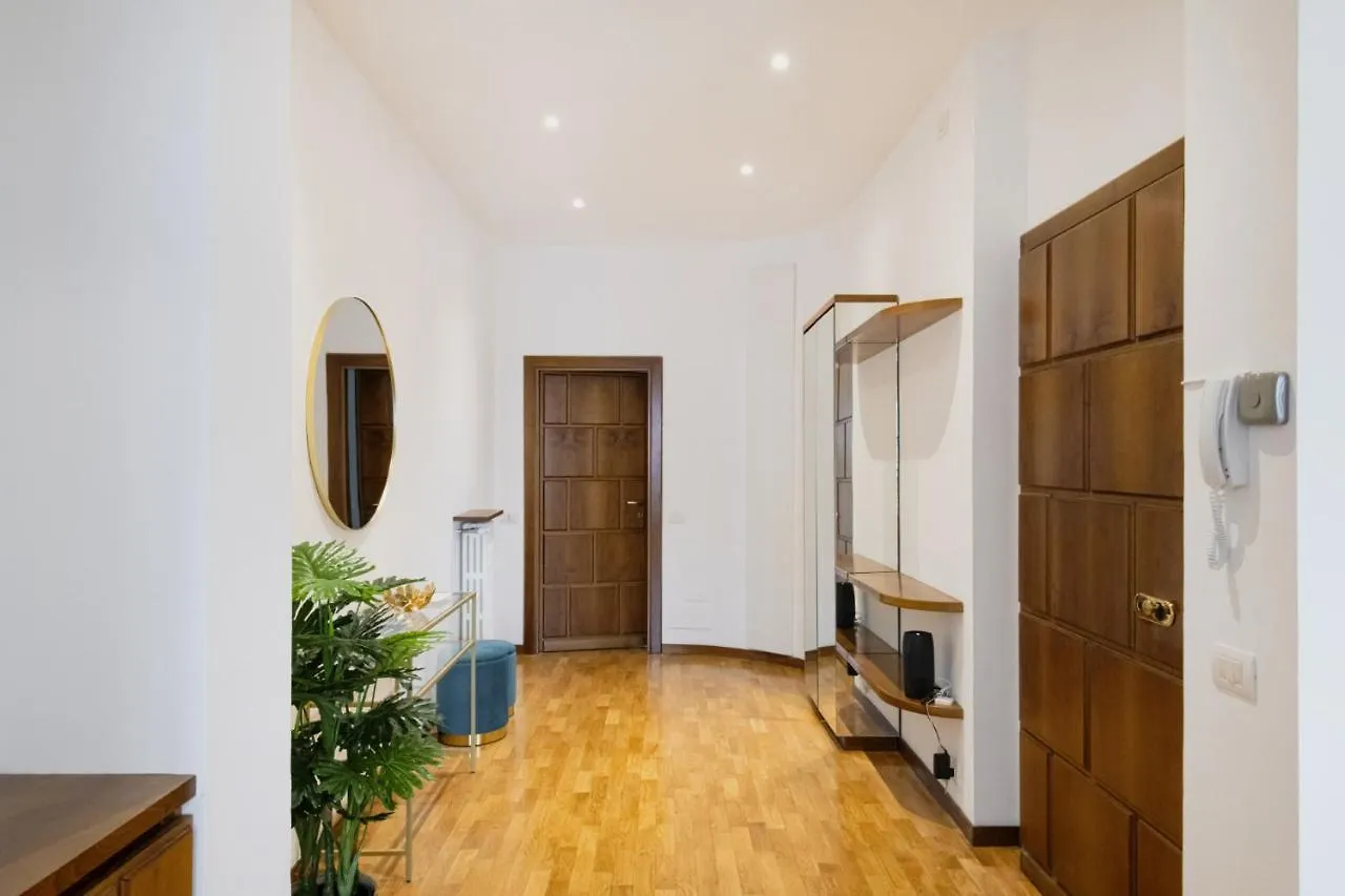 Easylife - Attico Di Lusso A Pochi Passi Dal Duomo Apartment Milan Italy